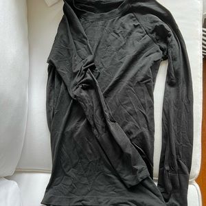 Lululemon long sleeve swift tech size 6 black